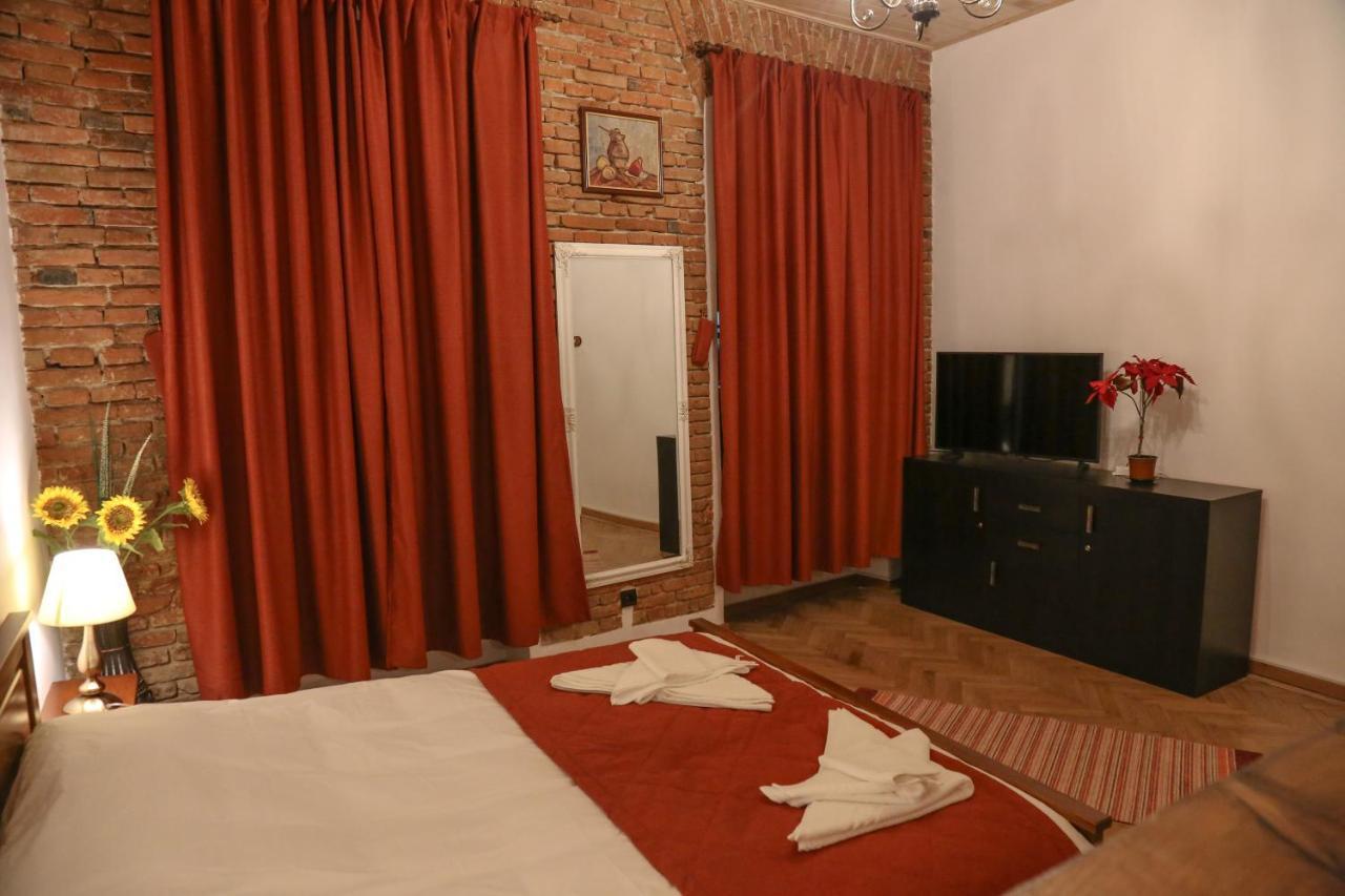 Apartamentul 16 Brasov Bagian luar foto